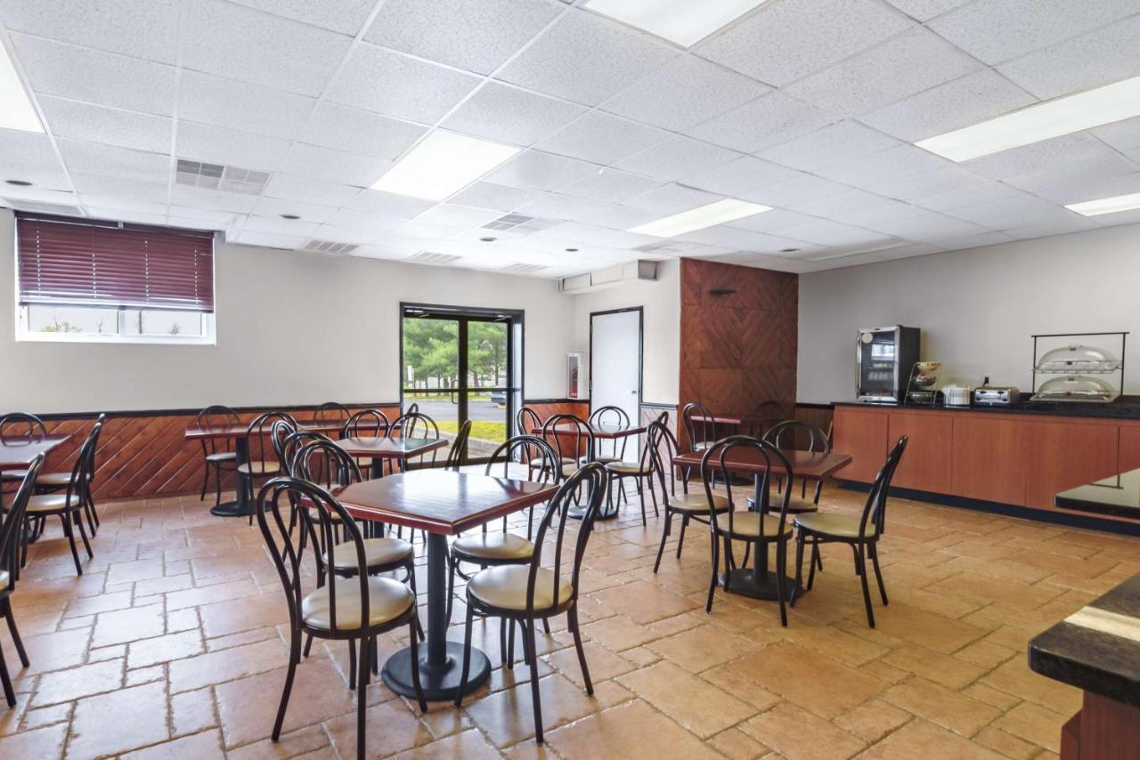 Surestay Plus Hotel By Best Western Mcguire Afb Jackson Cookstown Buitenkant foto